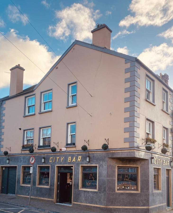 3 Bedroom Luxury Apartment Main Street Cashel  Exterior foto