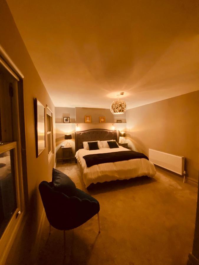 3 Bedroom Luxury Apartment Main Street Cashel  Exterior foto
