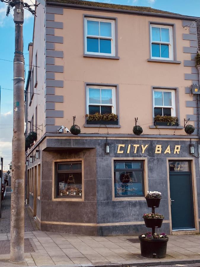 3 Bedroom Luxury Apartment Main Street Cashel  Exterior foto