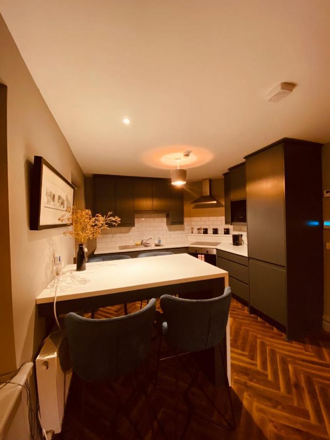 3 Bedroom Luxury Apartment Main Street Cashel  Exterior foto